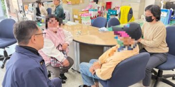 寒冬送暖不缺席　茄萣警攜手公所暖心助弱勢