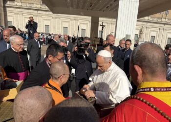 【藝通神意、金彤油滴、匠心獨運】陶藝家張桂維製作「聖杯」,展現「和合共生」的力量。