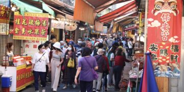 新北商圈券元旦強勢登場     消費力翻倍挺 19 商圈     一路買到過年