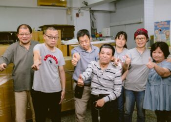 半甲子的堅持   何敬歐帶領庇護員工避過風雨