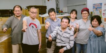 半甲子的堅持   何敬歐帶領庇護員工避過風雨