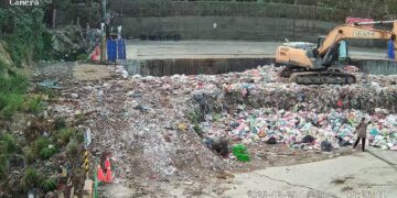 枕頭內藏10餘萬現金丟入垃圾車  父女急求助清潔隊全力協尋順利找回