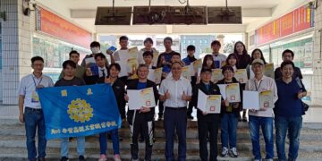 崇實技藝競賽揮出全壘打 名師賴燕烱奪金手完美傳承