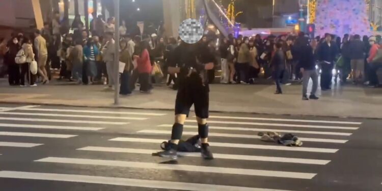 影音/北車、捷運中山站外隨機砍人 3死、多人輕重傷