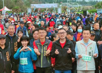 東北季風不減士氣!金山走跑活動吸引1200人參與 展現「金山冬日最有活力」畫面