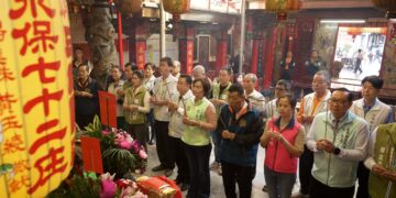 影音/彰化加速、幸福耀進！  陳素月均衡南北祈福車掃