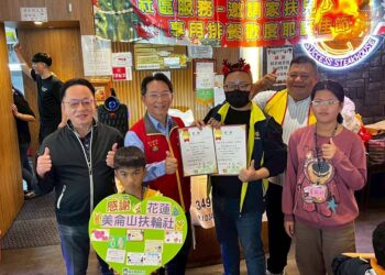 扶輪有愛家扶兒樂開懷   親子提前感受聖誕氛圍