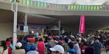 中市勞資健行活動今吸引逾千人參加健行