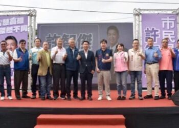 民進黨市長初選人許智傑路竹天后宮政策說明會吸引大批民眾 擘劃北高雄智慧產業新願景