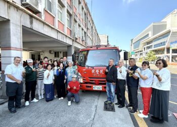 雍東加油站捐贈燃燈號消防車　善舉與愛同行守護屏東