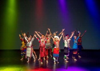 《繁花盛開・原藝綻放》 花縣府與阿勒飛斯藝團共推大型舞台劇