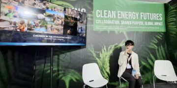 台灣囡仔柯晟睿站上COP30 用一只水瓶點亮水與希望