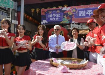 凝聚永靖在地情感 永靖謝平安「千人封街搓湯圓」