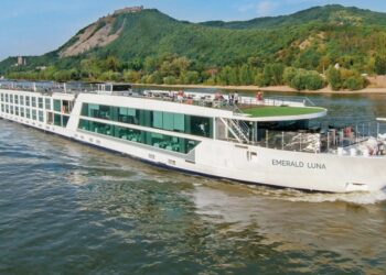 歐舟河輪發表中文品牌名「翡翠假期」 2026 年包船率直逼 80% 台灣頂級旅遊市場轉向「精品旅遊」