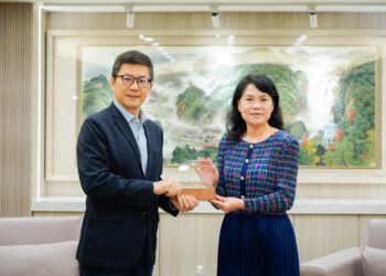 日本 Cleanup 廚具代理商全勝祥捐贈復康巴士 助力新北無障礙通行