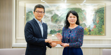 日本 Cleanup 廚具代理商全勝祥捐贈復康巴士 助力新北無障礙通行