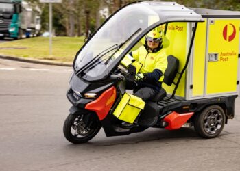 華碩、富邦力挺台灣物流電動車革命 Rapide 3成為澳洲郵政新主力