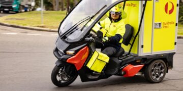 華碩、富邦力挺台灣物流電動車革命 Rapide 3成為澳洲郵政新主力