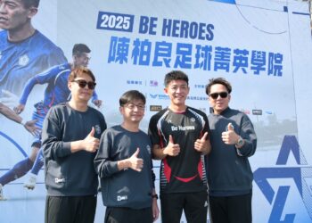 ▲謝典霖肯定陳柏良長期以行動回饋台灣足壇，讓計畫得以年年延續。（圖／謝典霖辦公室提供）