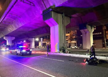 男子無照逆向肇逃辯稱精神不濟　警1小時內查緝到案送辦