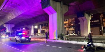 男子無照逆向肇逃辯稱精神不濟　警1小時內查緝到案送辦