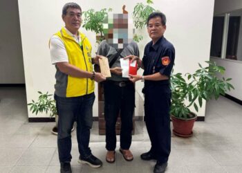 中低收入戶突遭變故　枋警攜手善心團體關懷解困