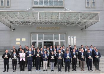 副總統再訪亞創中心無人機國家隊　力求百分百非紅供應鏈