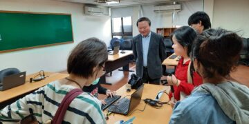 高雄一考區試場開放順利 兼主任王政彥籲請考生考試日提早出門