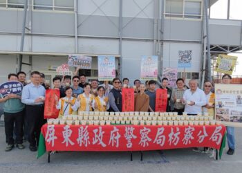 國際佛光會枋寮分會贈臘八粥 感謝枋警全年守護治安