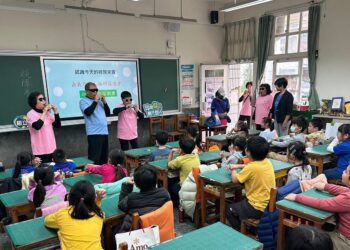 打開「心」視野　嘉市國中小學子蒙眼體驗視障學會同理