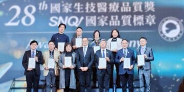 屏東醫院榮獲三項SNQ國家品質認證標章 展現全人、全程、全社區照護的醫療實力