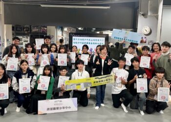 屏東縣府正式上任啟航　第十三任屏東兒少代表