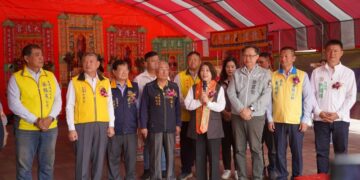 屏東縣115年跨宗教祈福溫暖啟動！縣長首站赴東港鎮海宮 為全縣鄉親點亮平安年