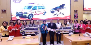 「世華總會、啓玉基金會」聯合捐贈高頂救護車 強化新北緊急救護量能