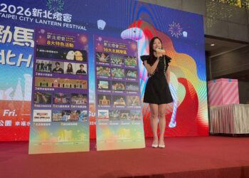 2026 新北燈會 2/20 登場！15 米 360 度主燈與 6 米線條小狗     打造最萌燈區