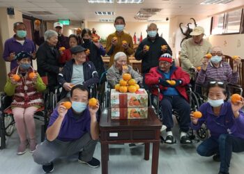 總統府春節前致贈茂谷柑　關懷彰化榮家長輩傳遞溫暖祝福