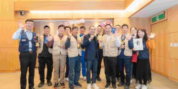 萬金杜鵑驚艷世界！榮獲法國、巴黎設計獎等 8 獎肯     2/7 盛大開展邀民賞花