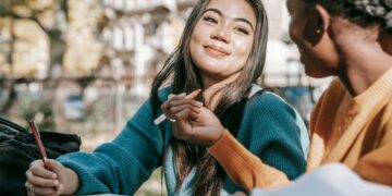 想體驗海外生活卻不知道從何開始？前往加拿大生活的多元路徑解析