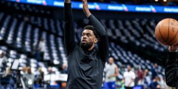 《NBA》「咖哩」Curry砍38分還是扛不住 獨行俠力退勇士拉出四連勝