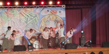 影音/溪高企鵝盃歌唱大賽嗨翻全場　下一個「溪高五月天」正誕生