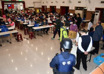 發放禮金的「大工程」 彰化市發放1億9千多萬春節敬老禮金