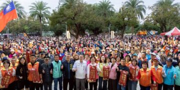 元旦不賴床！屏東市萬人升旗健走　活力迎新年