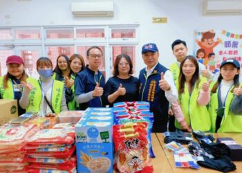 「愛心不止息・溫暖伴成長」保源鼎盛關懷弱勢社區發展協會理事長辜保源率團 送暖紅十字育幼中心