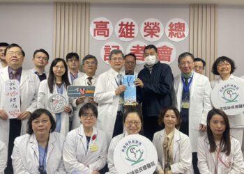 從葉克膜到心臟移植　高雄榮總醫療團隊攜手”守護同仁”生命