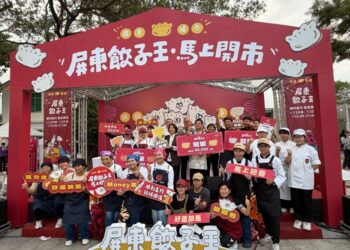 勝利星村年貨市集熱鬧滾滾　香菜手工餃奪屏東餃子王