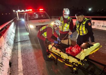 女子低血糖昏倒昏暗路側 屏警及時馳援化解危機