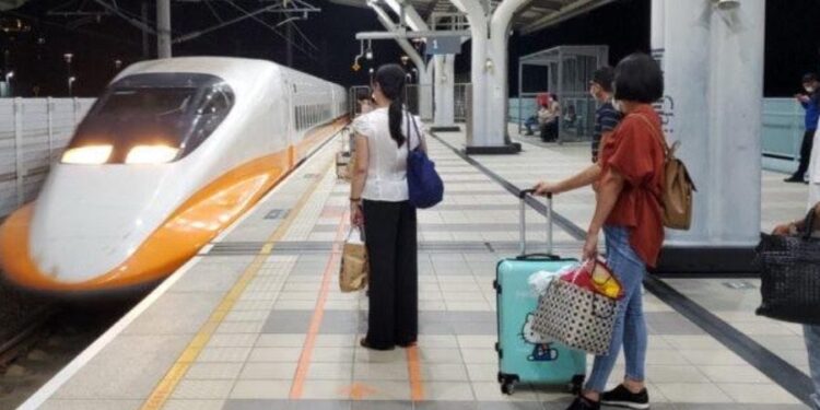 高鐵春節加開395班次列車 1/16凌晨零時起開放買票