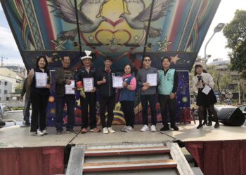 金馬有福迎新春　蘇莉湘理事長攜手地方單位邀書法名家楊國茂大師揮毫送春聯