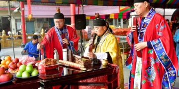 影音/承天宮迎春納福環保金爐啟用  春節「博杯」祭出999純金黃金龜與美金紅包