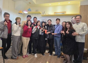 素人畫家楊心彤18年不間斷的愛　義賣畫作捐助博幼基金會守護偏鄉